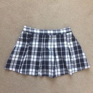 Plaid pleated front mini skirt🍒